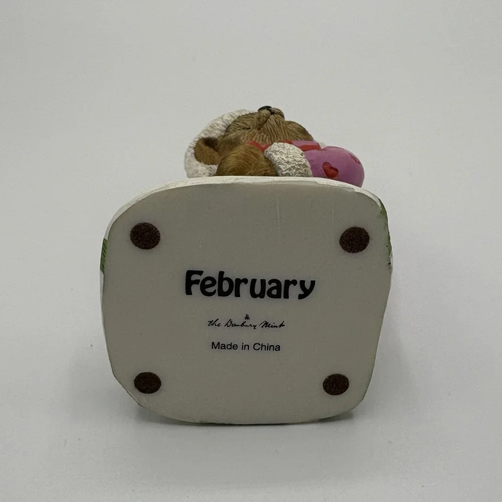 Danbury Mint February Calendar Bear Figurine‎ Heart Parka Groundhog Pink Brown